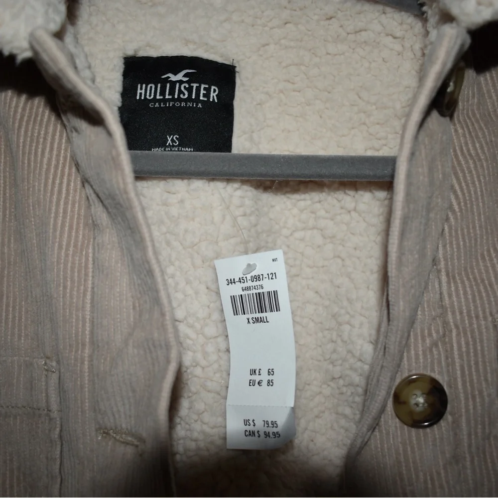 BRAND NEW HOLLISTER CORDUROY FAUX FUR JACKET - Picture 2 of 6